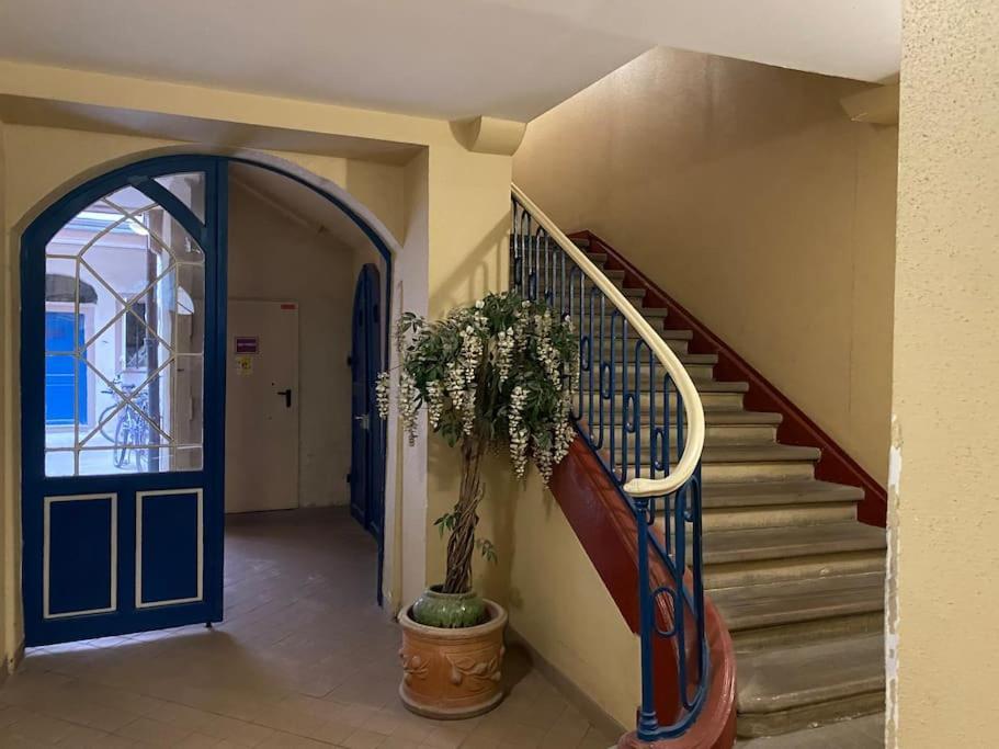 Charme Vintage Proche De La Cathedrale Le Rainbow Apartment Страсбург Екстериор снимка